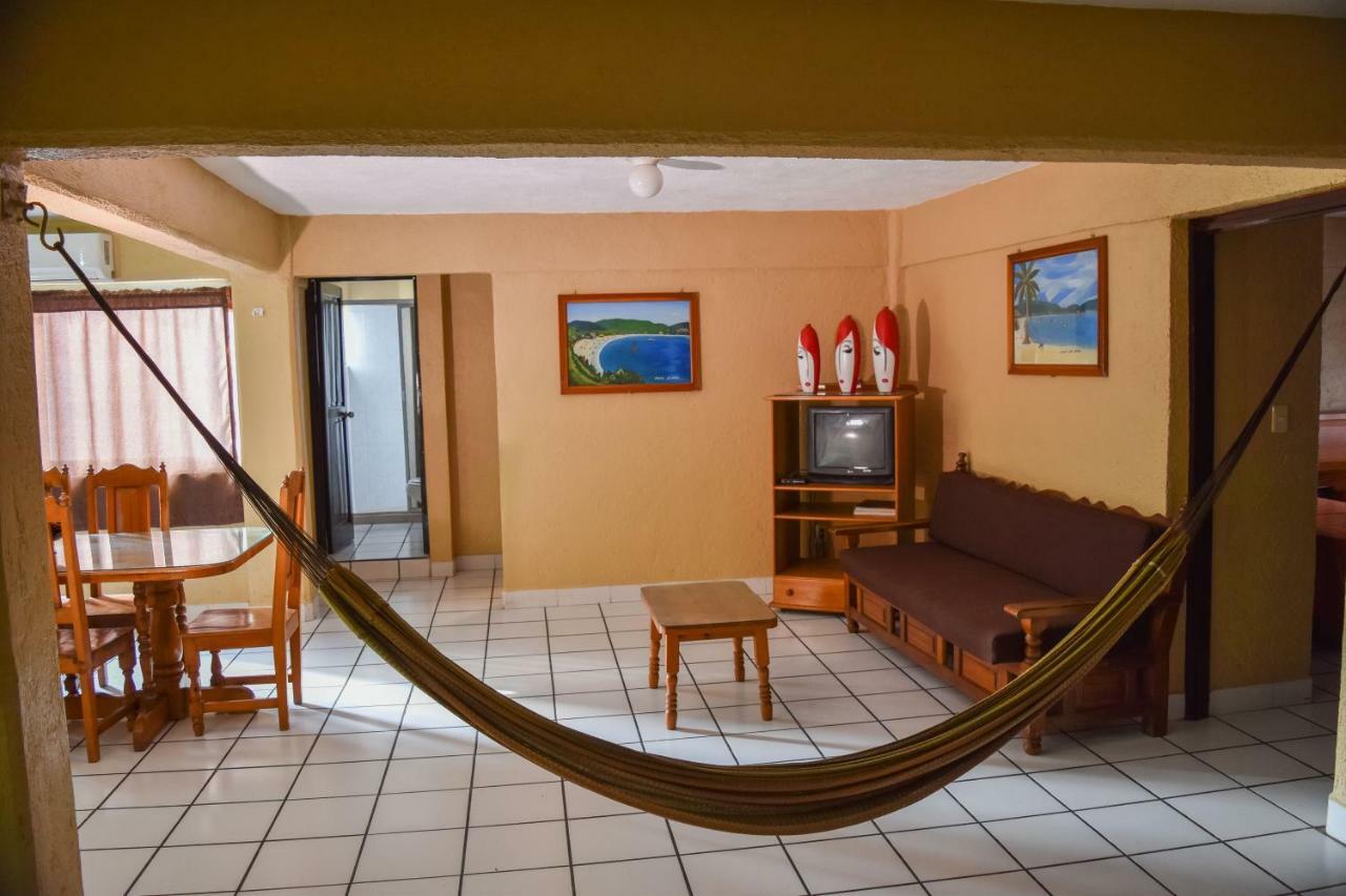 Hotel Gaby Inn ซีฮัวตาเนโค ภายนอก รูปภาพ